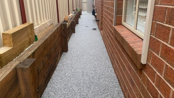 Pros and Cons of Common Footpath Materials 